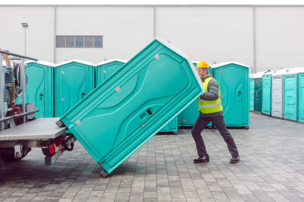 Best Portable bathroom rental  in Clifton Forge, VA